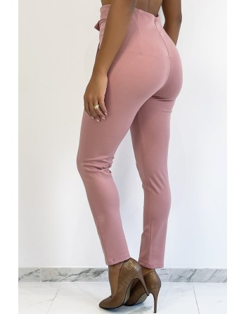 Pantalon slim rose taille haute avec ceinture et forme V - 5
