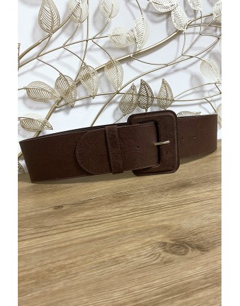 Grosse ceinture marron avec joli motif - 4