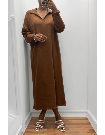 Longue robe épaisse col chemise en marron - 6