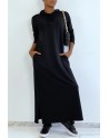 Longue robe sweat abaya noire à capuche - 2