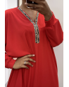 Abaya rouge à encolure de strass et manches longues - 4