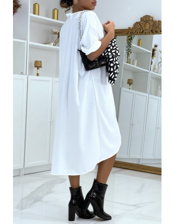 Longue robe tunique blanche over-size croisé devant - 3