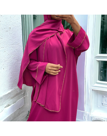 Robe abaya couleur fuchsia en soie de medine avec foulard  intégré  - 1