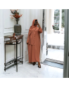 Robe abaya couleur saumon en soie de medine avec foulard  intégré  - 3
