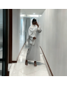 Robe abaya couleur blanche en soie de medine avec foulard  intégré  - 3